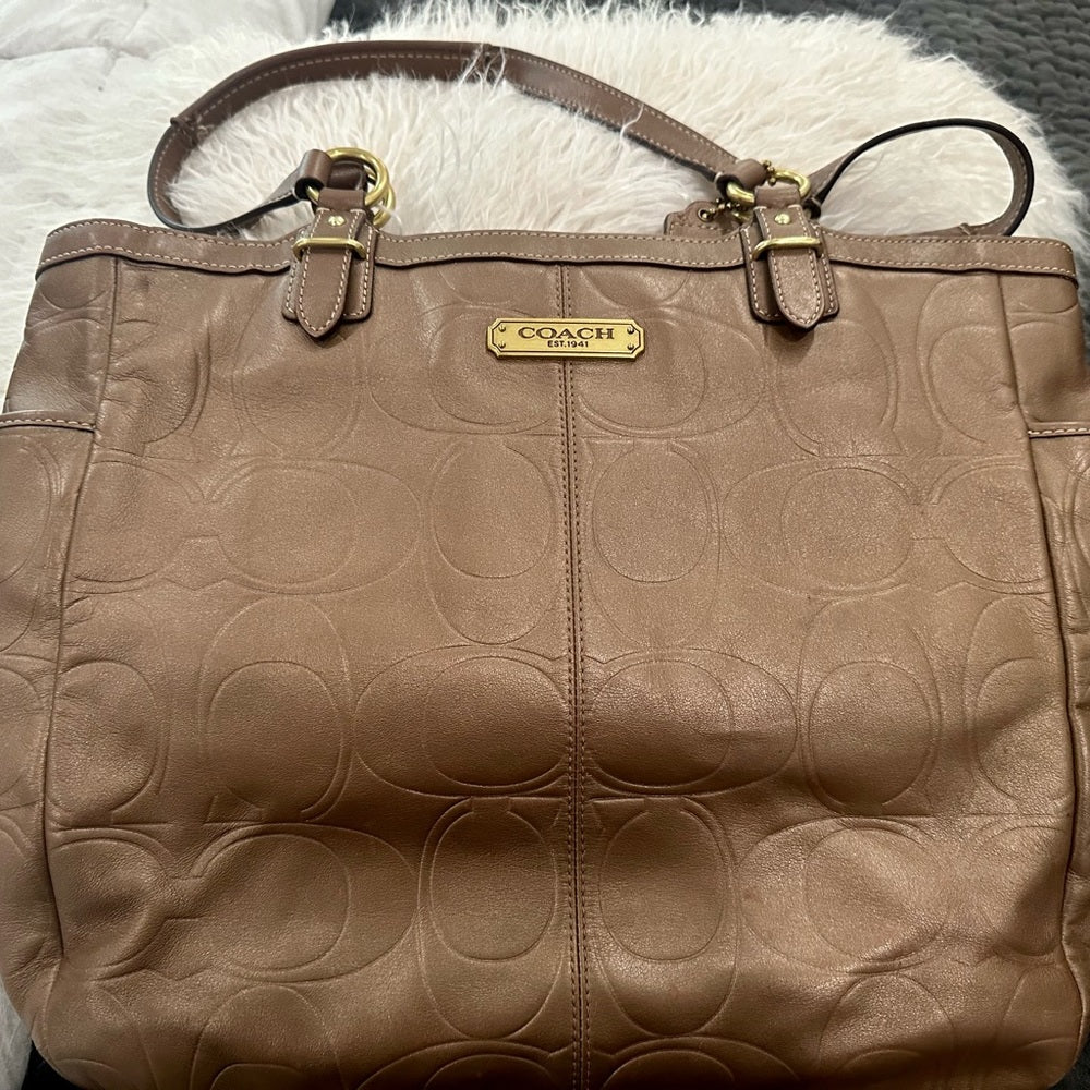 COACH TOTE
