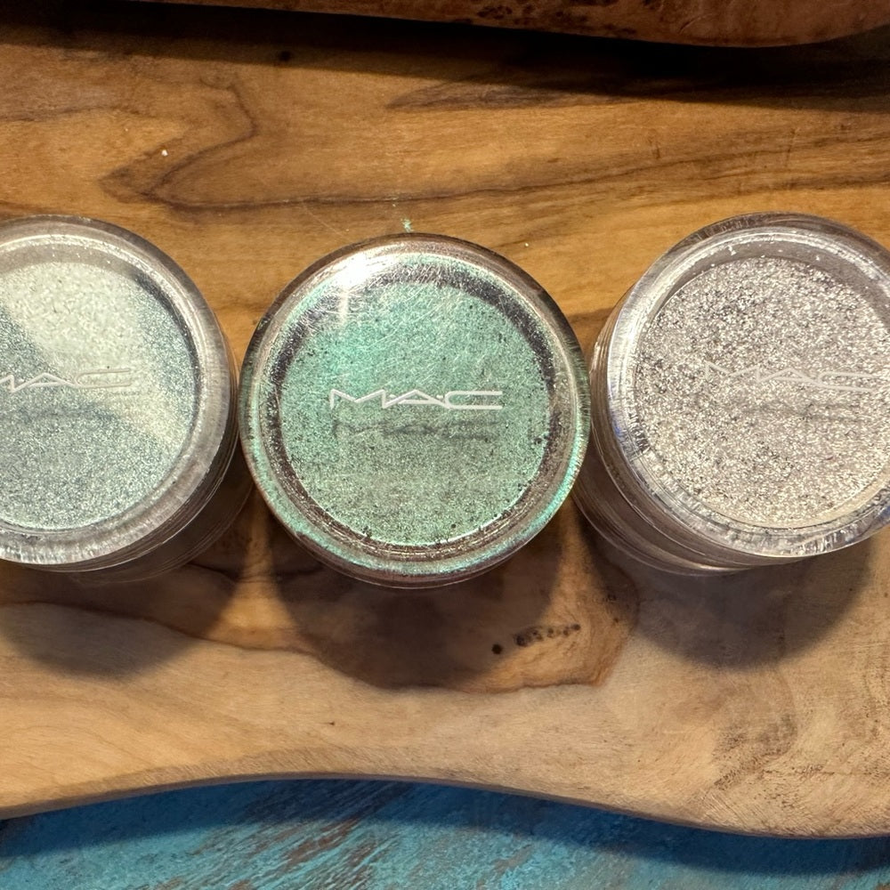 MAC Metallic pigment - used/retired
