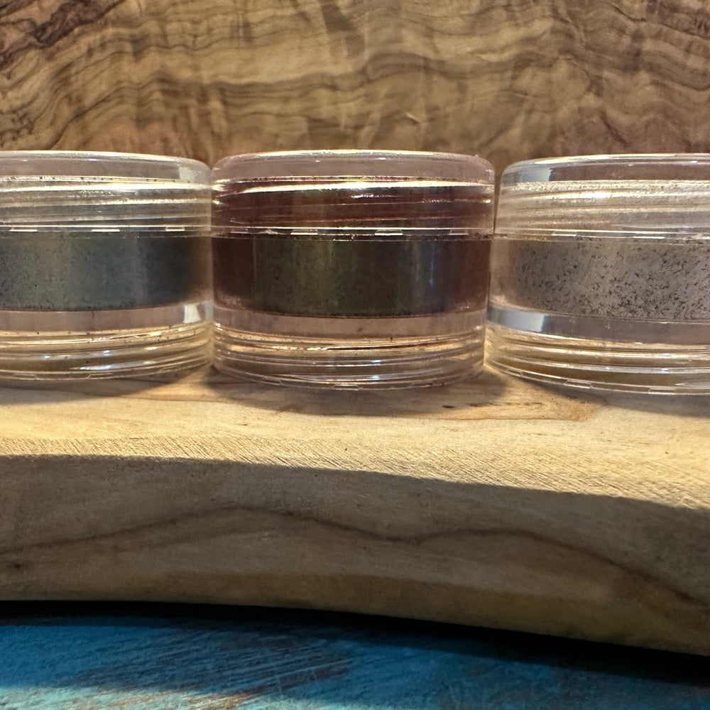 MAC Metallic pigment - used/retired