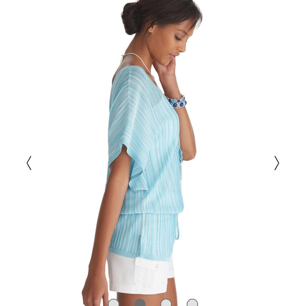 (004) Double V neck pullover w/ tie size XS