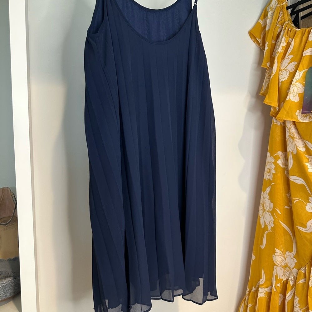 (85) BCBGENERATION Navy mini spaghetti strap dress Sz XS