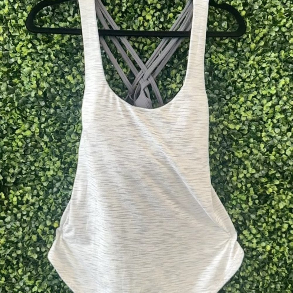 (61) 🍋 LULULEMON TANK w/BRA Heathered Grey/Grey Sz 8