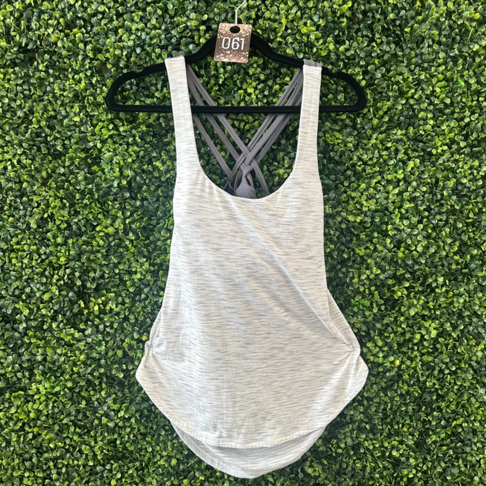 (61) 🍋 LULULEMON TANK w/BRA Heathered Grey/Grey Sz 8