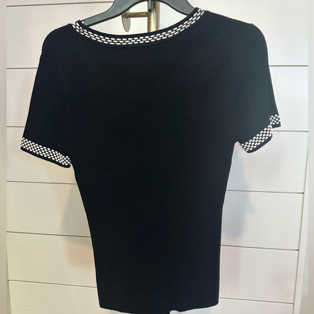 WHBM SWEATER TOP SZ M