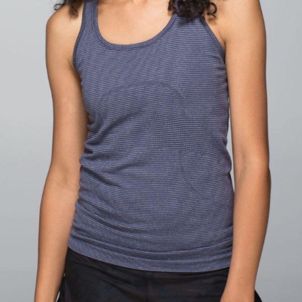 (1659)  🍋 LULULEMON RUN: Swiftly Tech Racerback