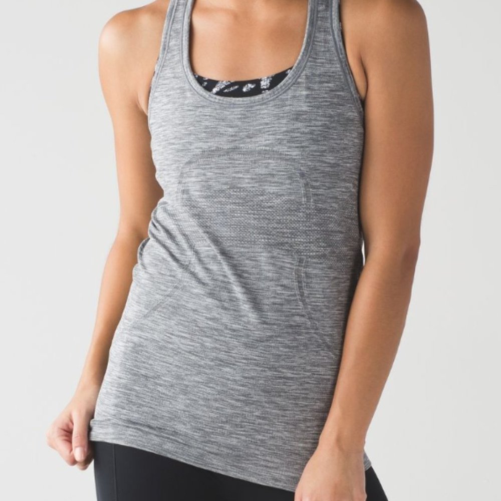 (1661)  🍋 LULULEMON RUN: Swiftly Tech Racerback