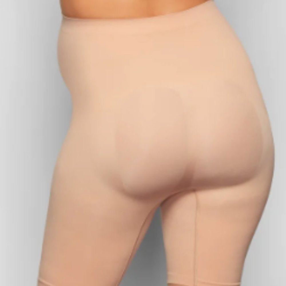 (2228/2446) SKIMS NWOT MATERNITY  SCULPTING SHORT MID THIGH in SIENNA (Darker)**