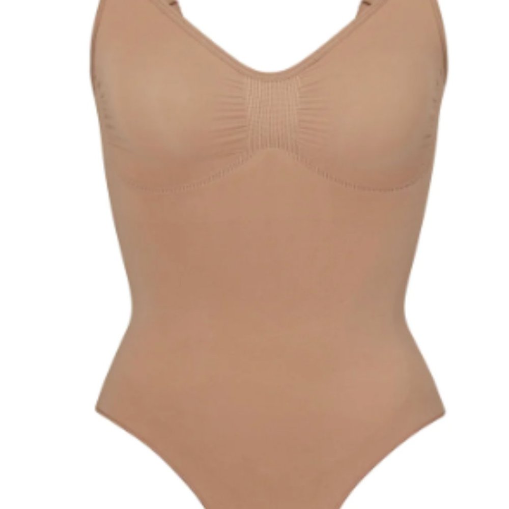 (2259/2276/2278) NWT SEAMLESS SCULPT BRIEF BODYSUIT THONG