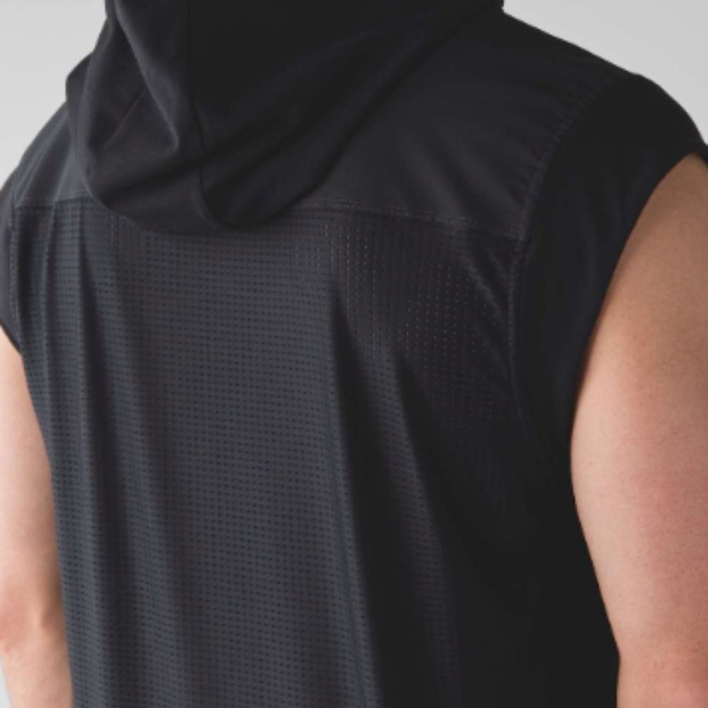 (228) 12.3.23 JACKET SHOW - LULULEMON MENS Stealth Hooded Sleeveless L/XL **
