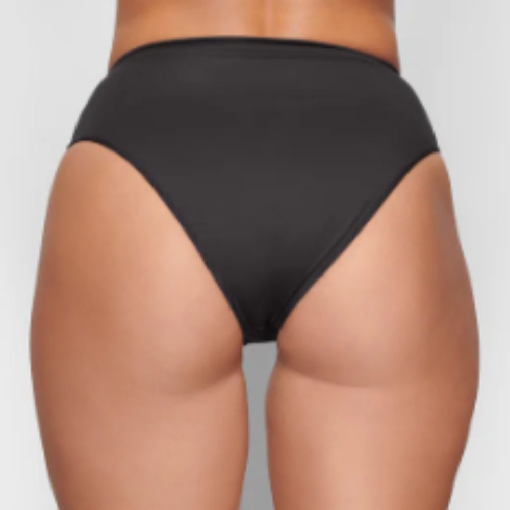 (2356) SKIMS RECYCLED SWIM MID WAIST BOTTOMS - ONYX - M