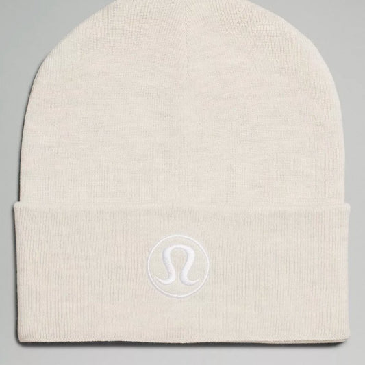 (2310) NWT Warm Revelation Beanie in Heathered Bone/White (SOLD OUT ONLINE)
