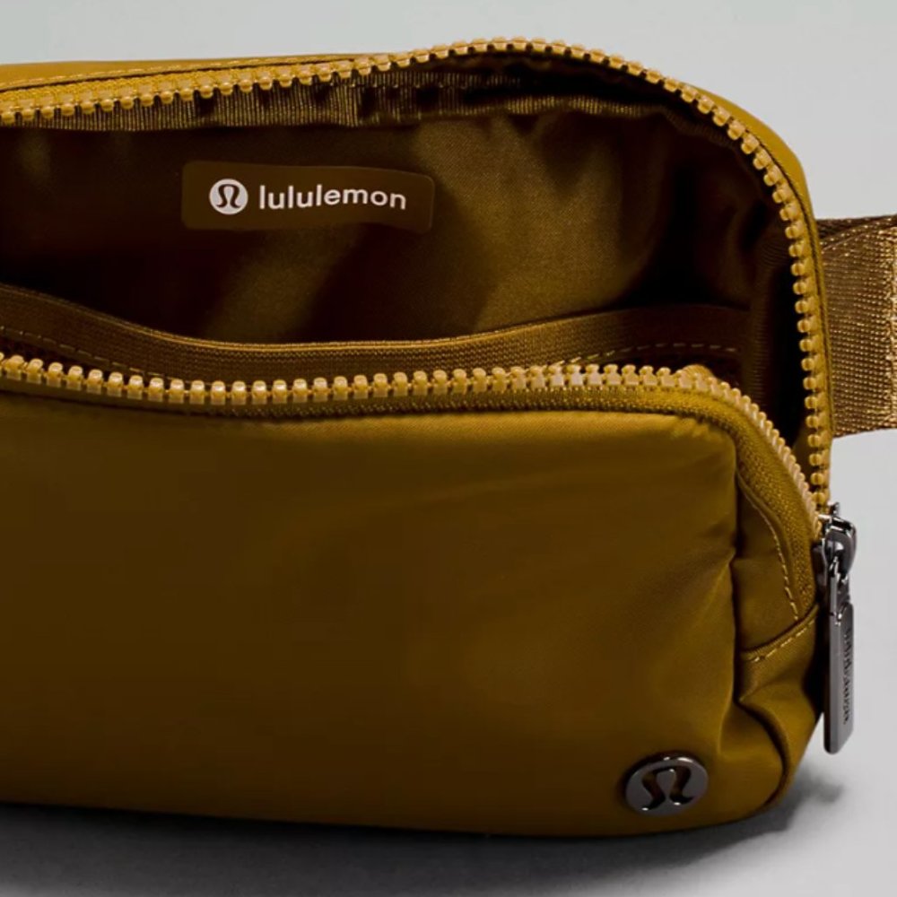 (2313) NWT LULULEMON Everywhere Belt Bag 1L in BURNT CARAMEL (SOLD OUT ONLINE)