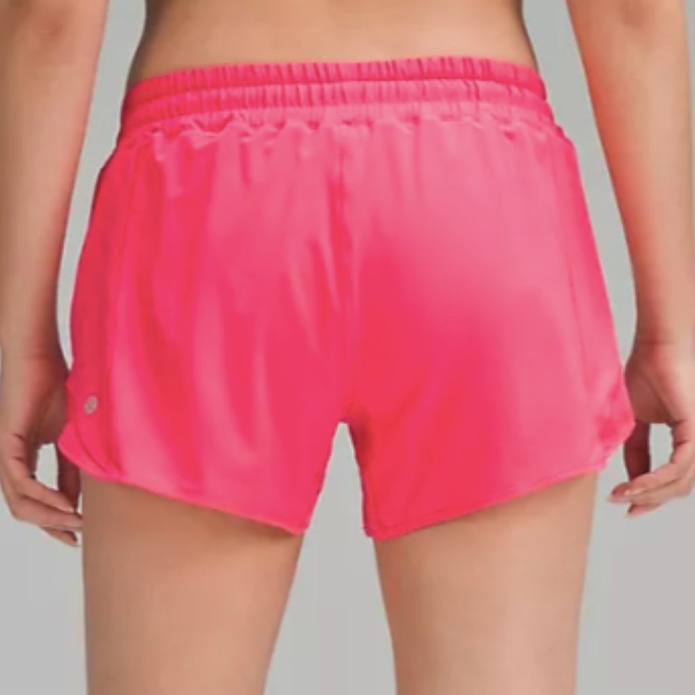 (2322/23/24/25/26) NWT Hotty Hot Low-Rise Lined Short 4" - LIPGLOSS size 6-14