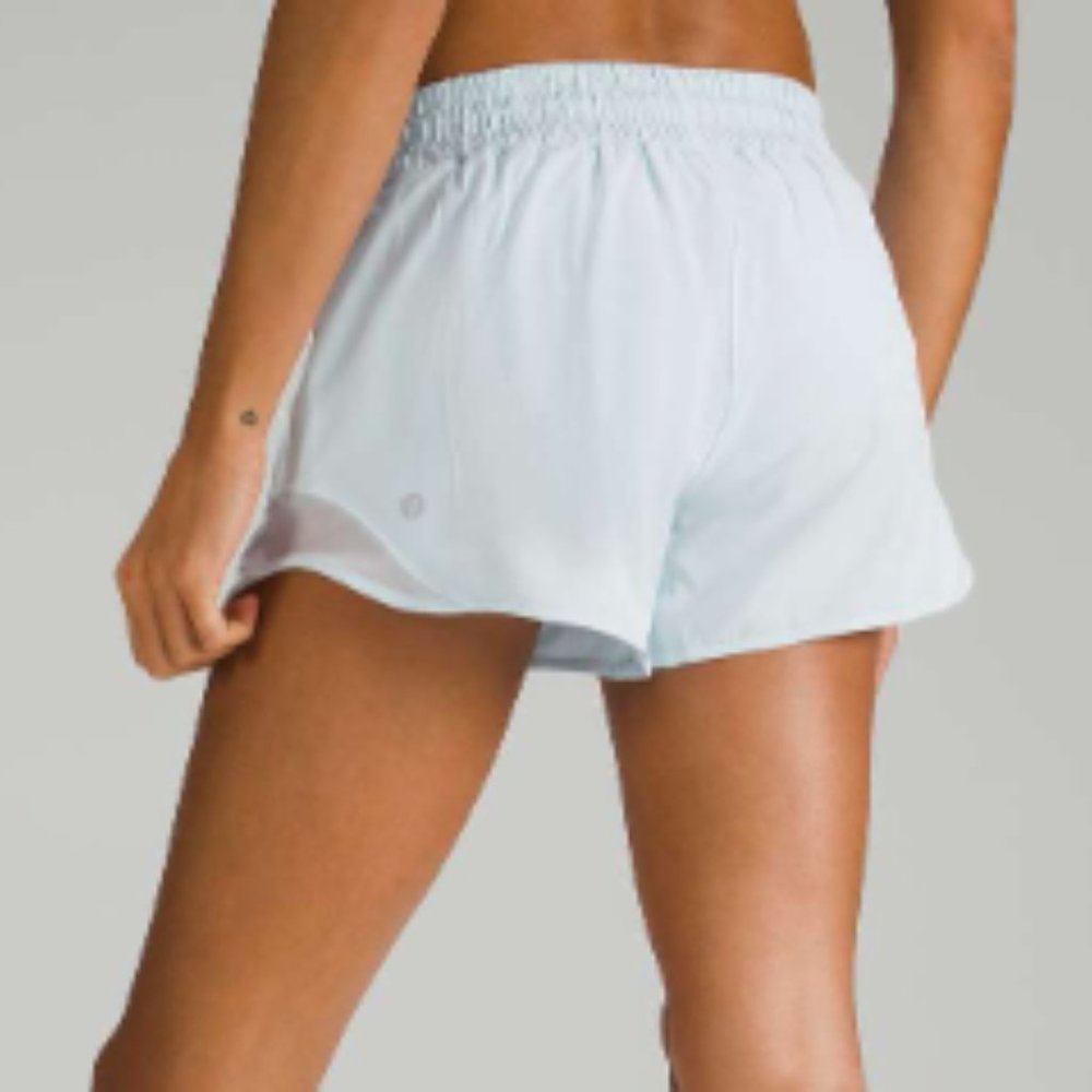 (2301/2302) NWT Hotty Hot Low-Rise Lined Short 4" - POWDER BLUE size 6/8