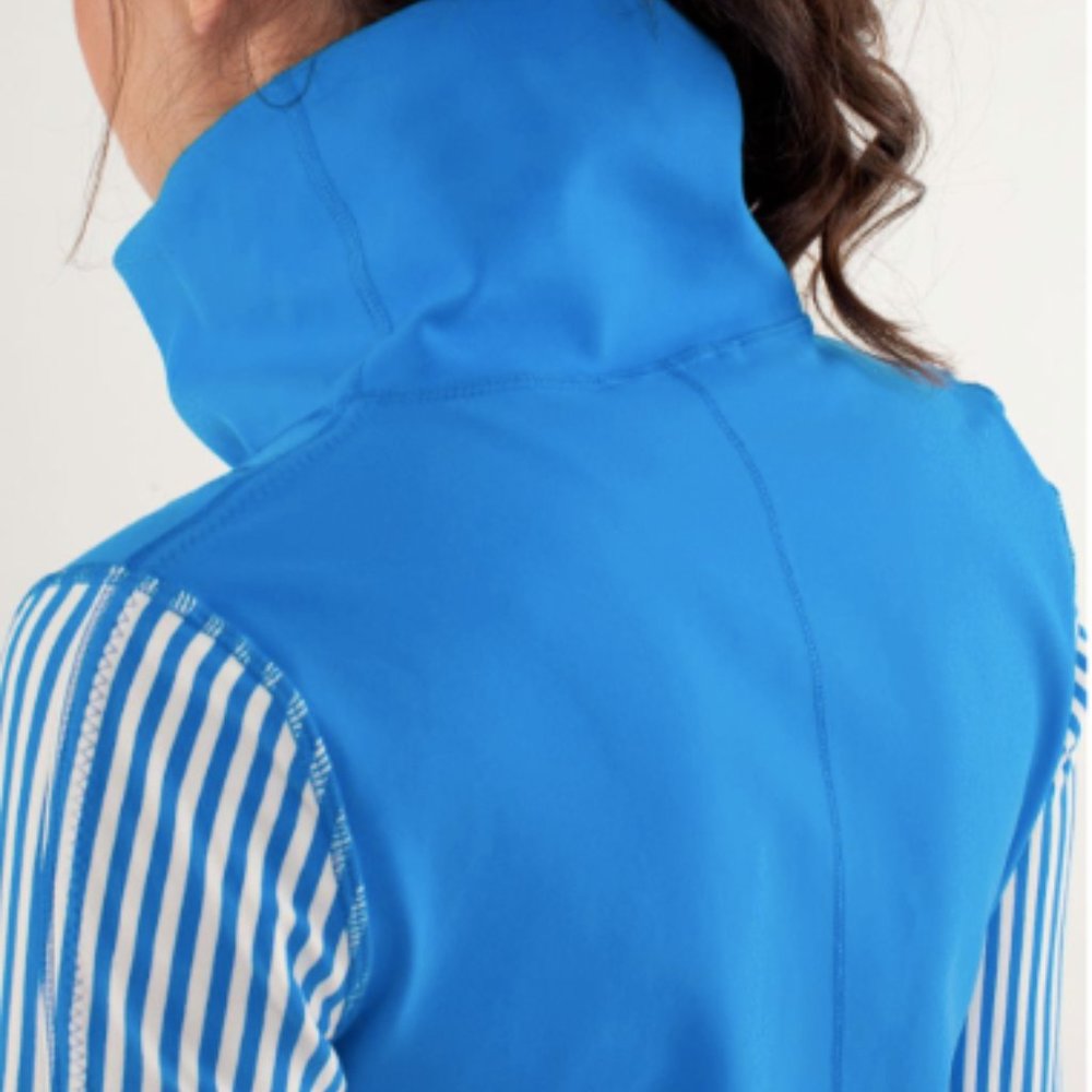 (2173) LULULEMON Daily Yoga Jacket Sz 4 **LOVED**