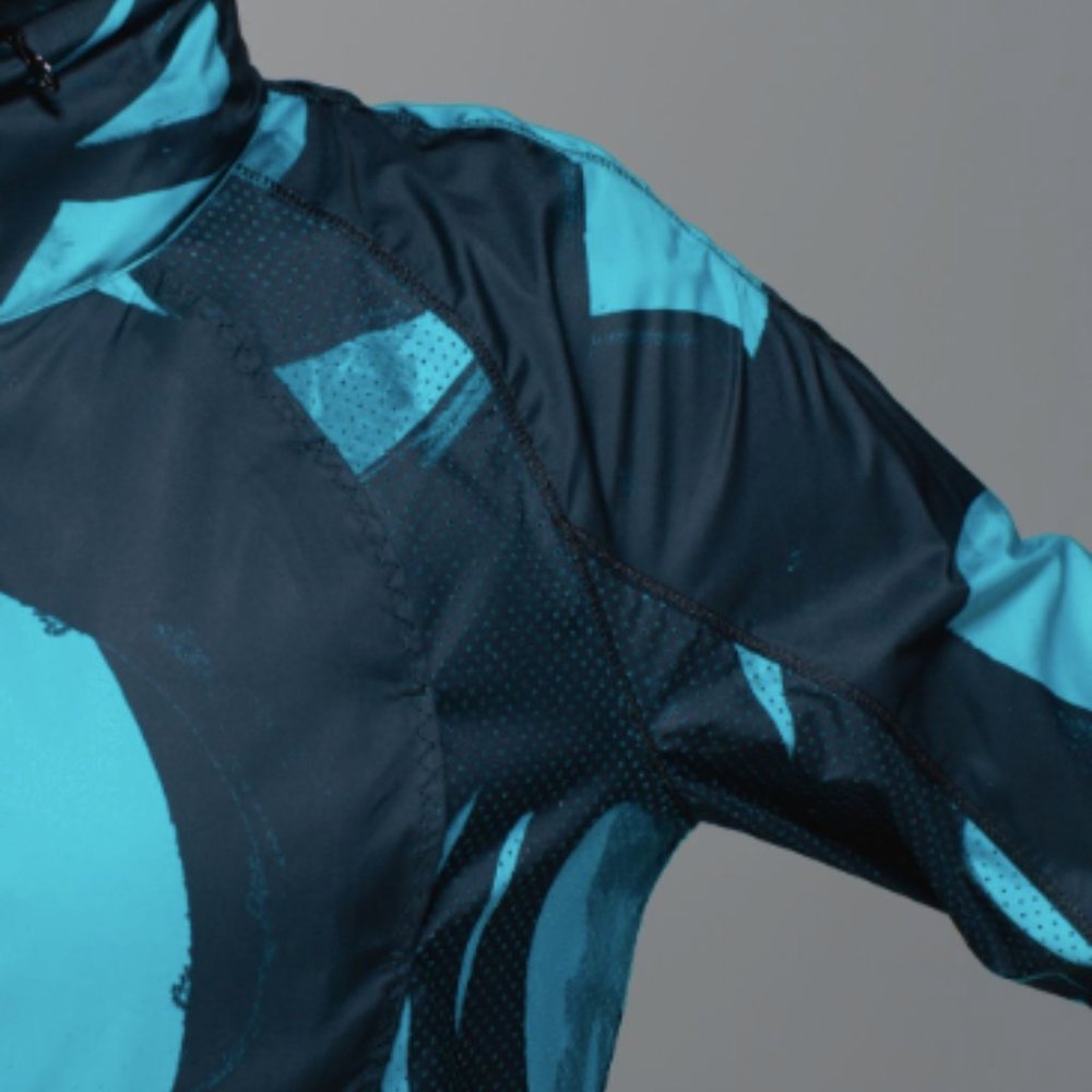 (2175) LULULEMON Back Pack It Jacket Sz 8 **LOVED**