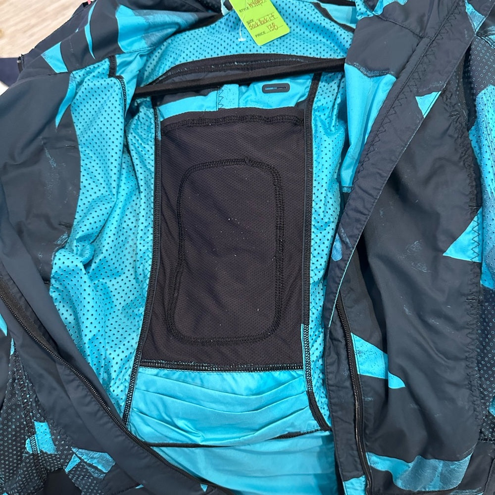 (2175) LULULEMON Back Pack It Jacket Sz 8 **LOVED**