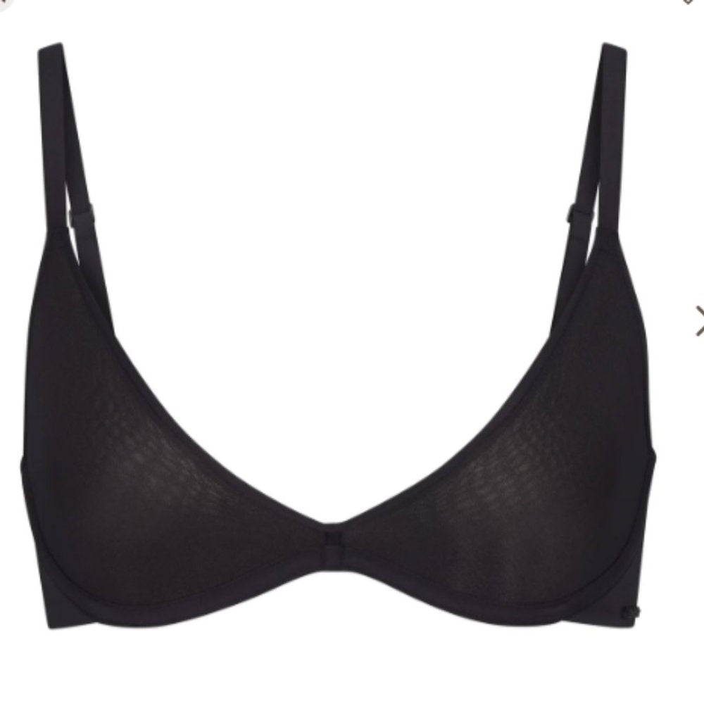(2272) SKIMS NWT WEIGHTLESS SCOOP BRA in ONYX 36D