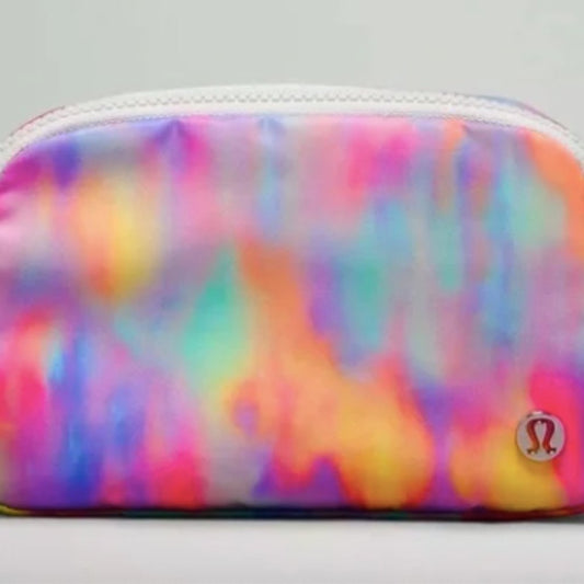 (2338) 🍋 NWT LULULEMON PRISM MULTI EVERYWHERE BELT BAG