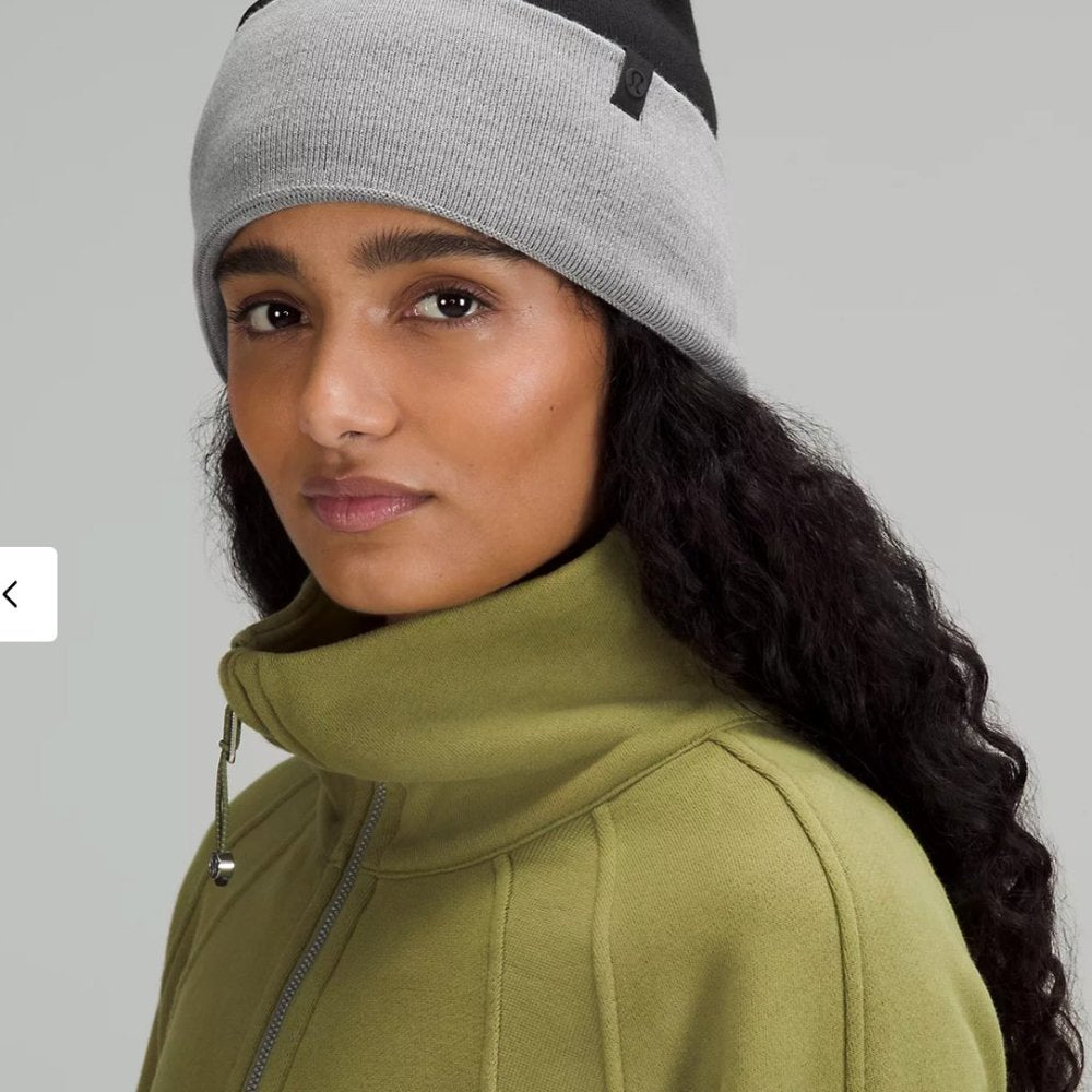 (2366) LULULEMON Chill Fighter Beanie