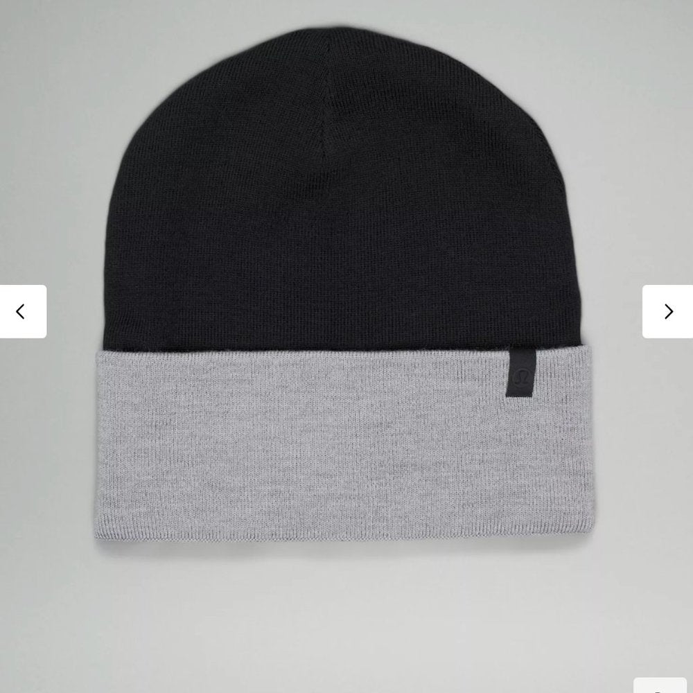 (2366) LULULEMON Chill Fighter Beanie