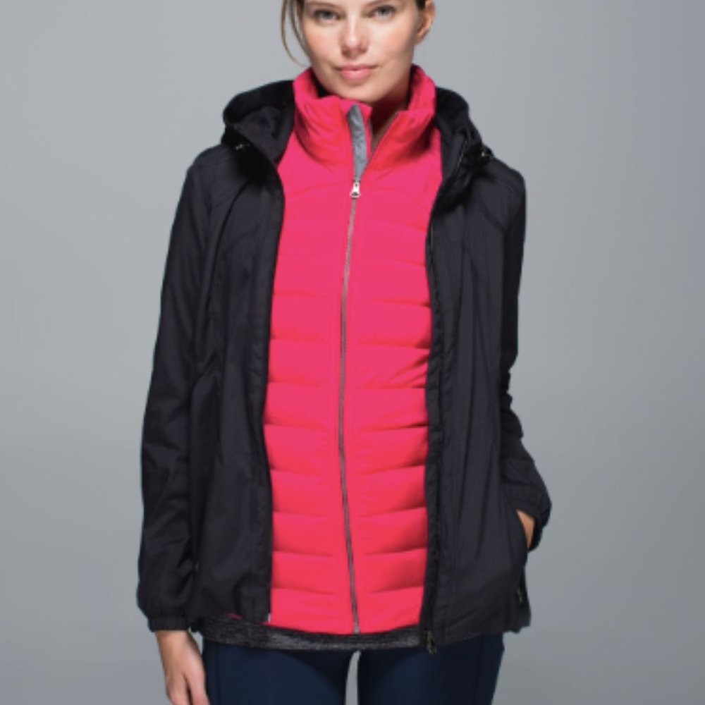 (2351) LULULEMON Fluffed Up Vest in BOOM JUICE Sz 4 **