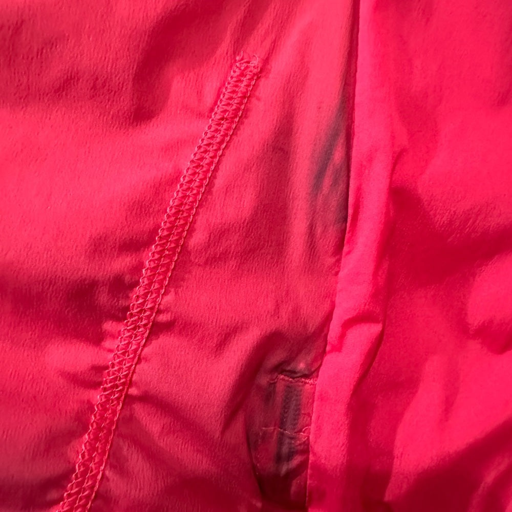 (2351) LULULEMON Fluffed Up Vest in BOOM JUICE Sz 4 **