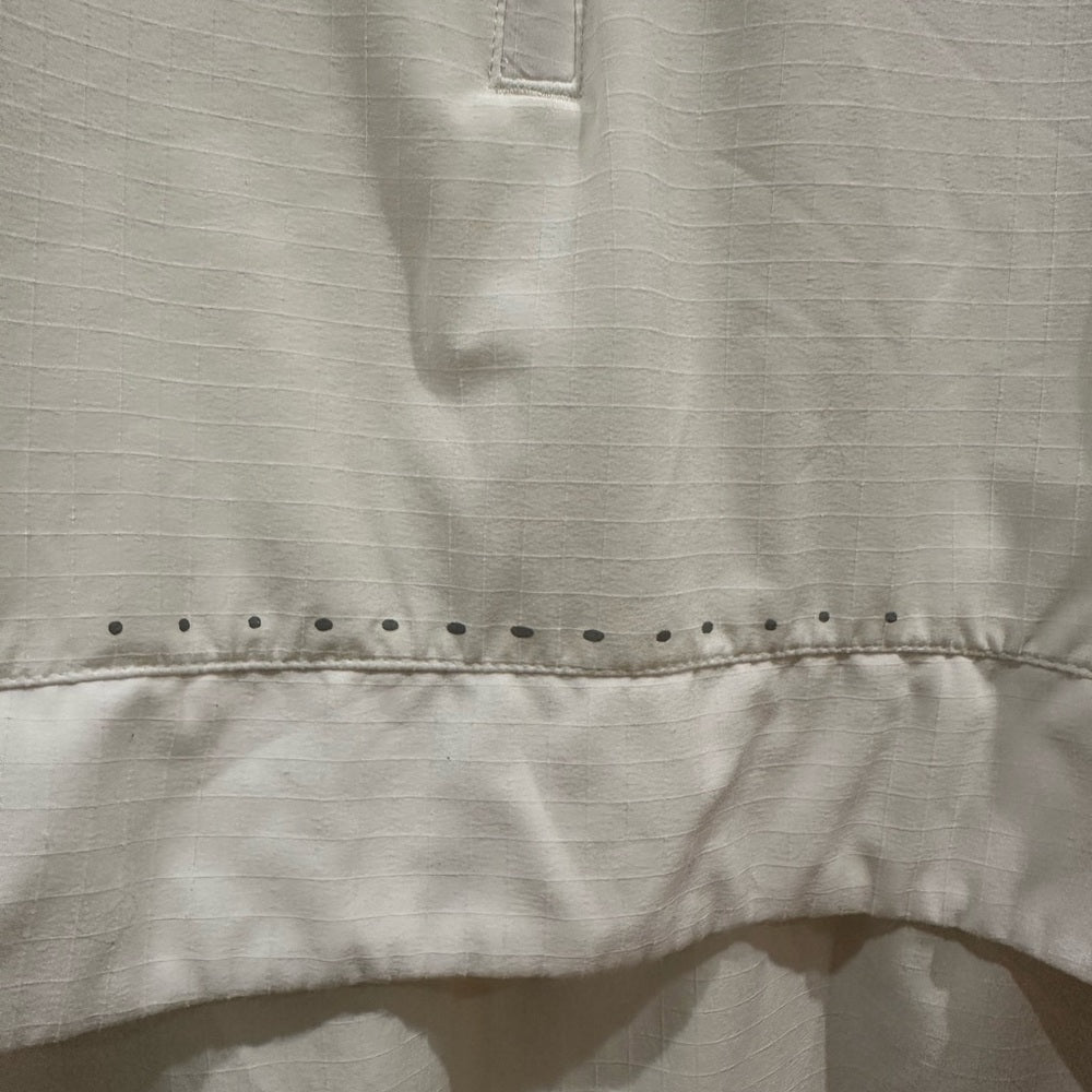 (2360) LULULEMON ALL DAY BREEZE PULLOVER P2P=21"