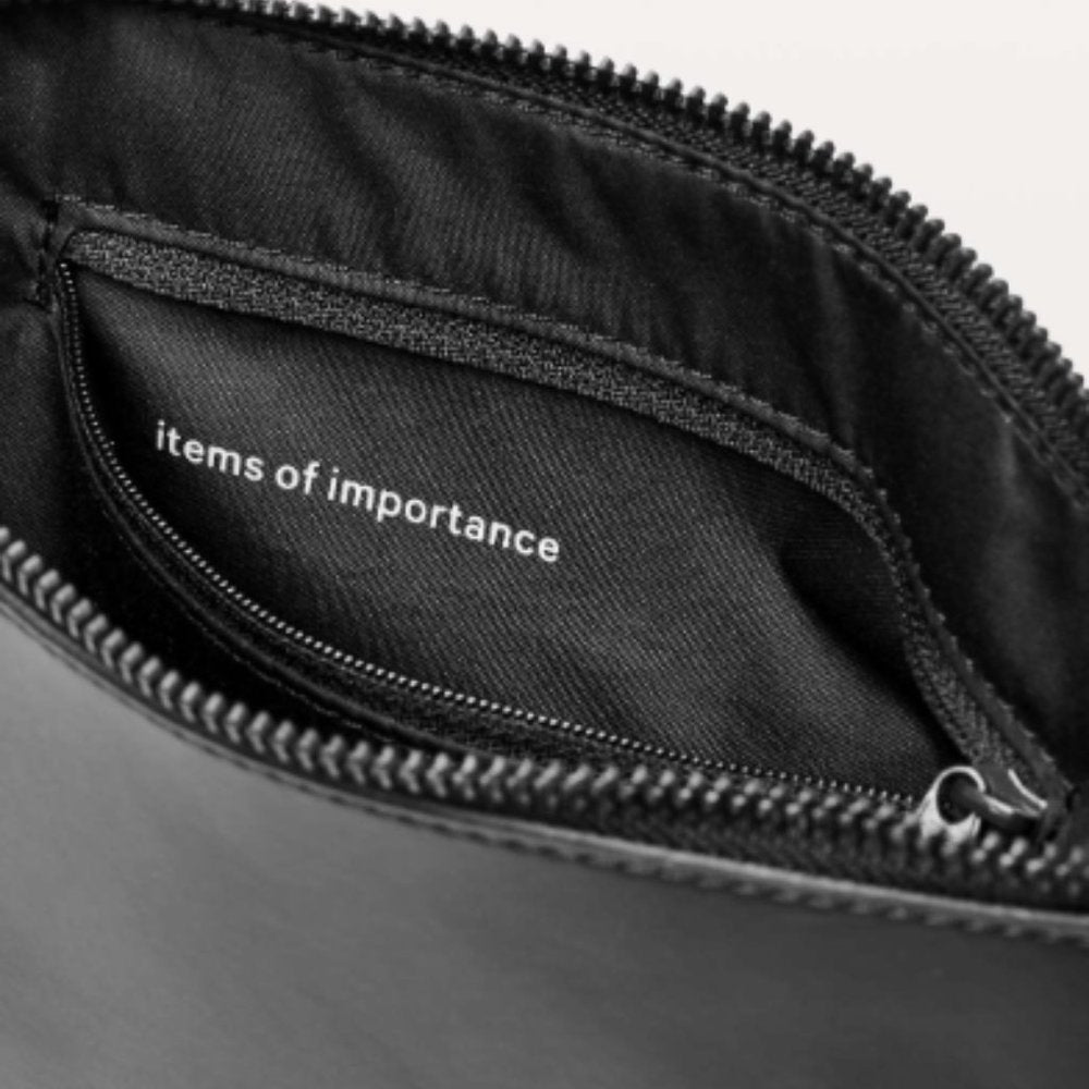 (2371) 🍋 LULULEMON OFF THE MAT POUCH *LOVED