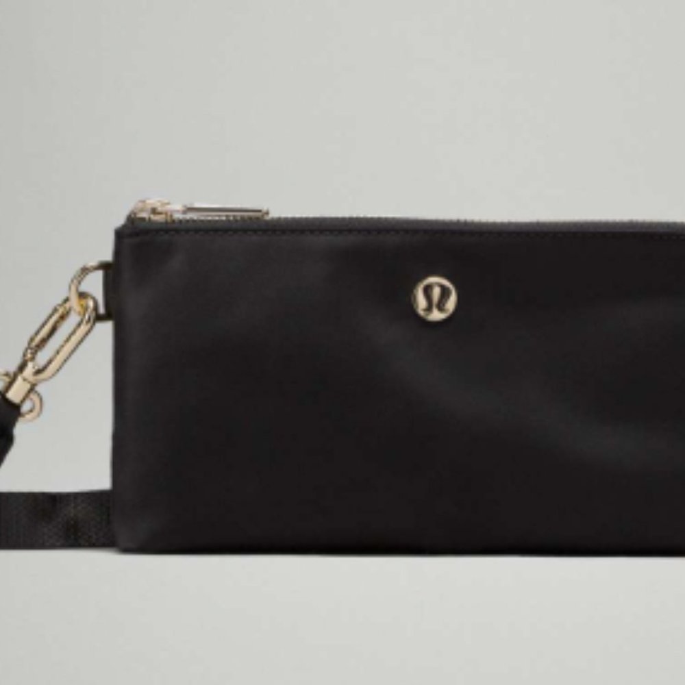 (2374/75/76/77/78/79) 🍋 NWT LULULEMON CURVED WRISTLET **sold out online