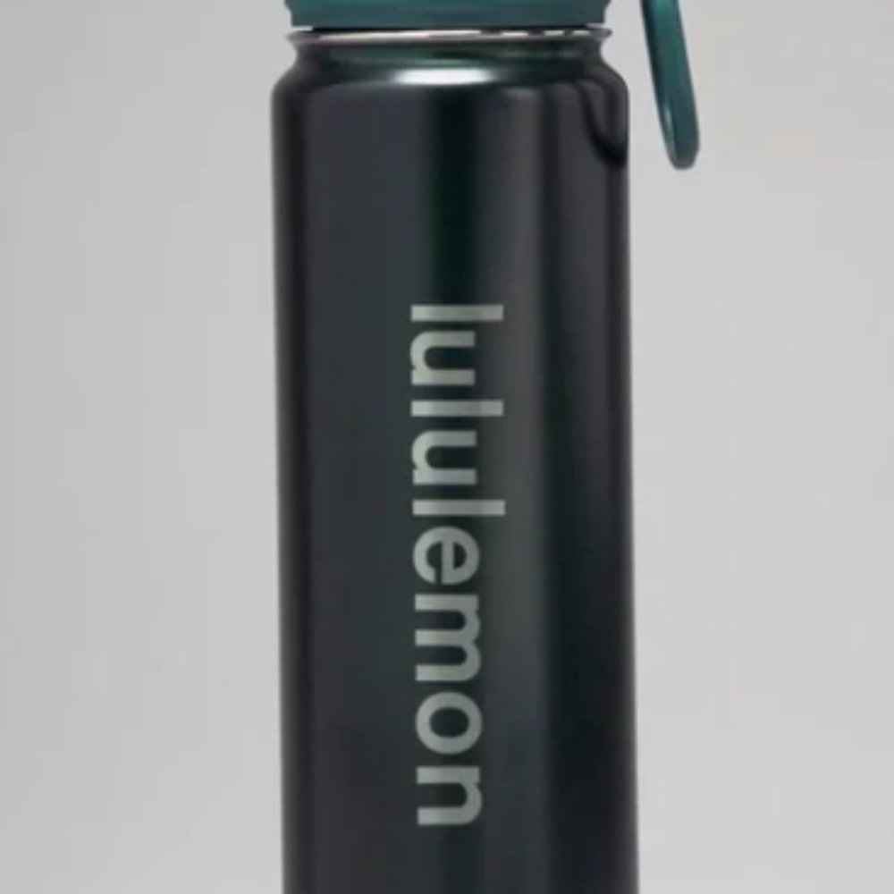 (2384) NEW LULULEMON Back to Life Sport Bottle 24oz in STORM TEAL