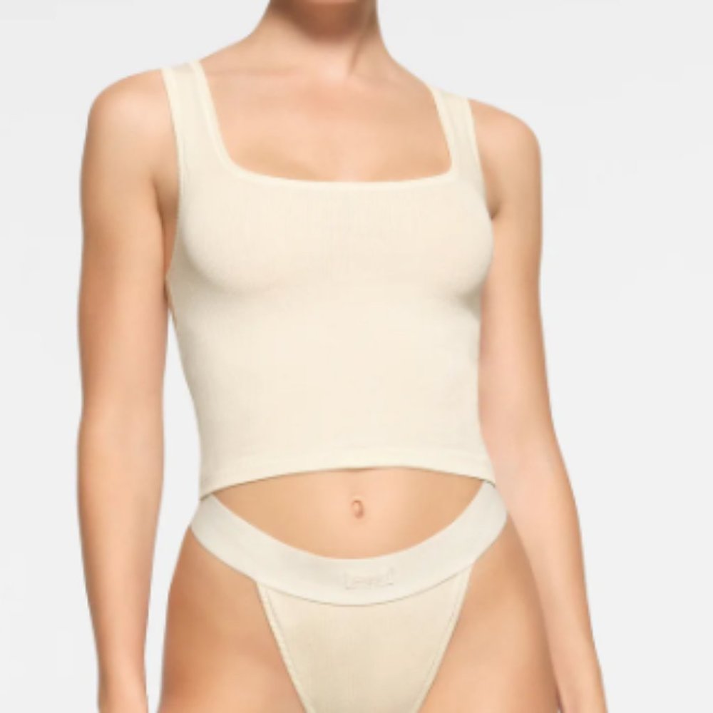 (2397) NWT SKIMS Cotton Ribbed Tank in DUNE (SOLD OUT) SZ S