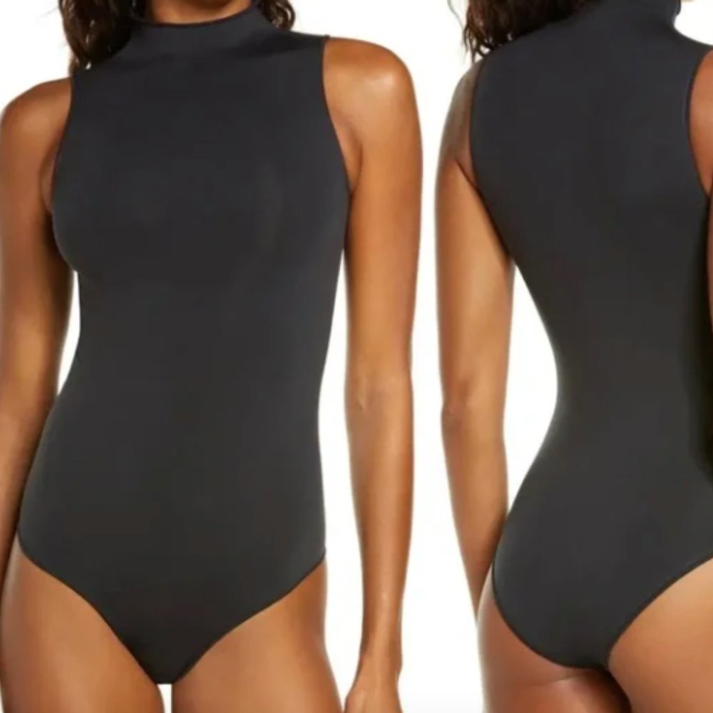 (2405) SKIMS NWT Mock Neck Sleeveless Thong Bodysuit in ONYX Sz S