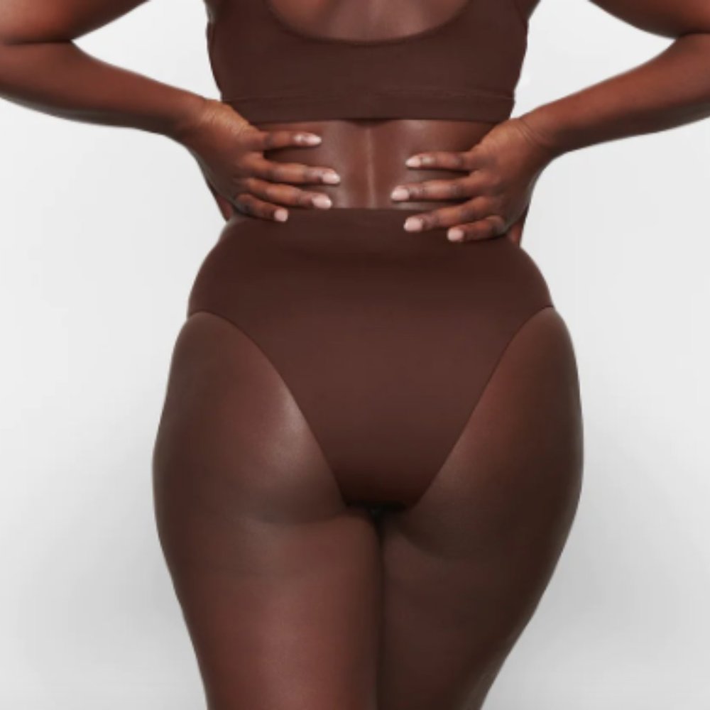 (2415) SKIMS NWOT SWIM MID WAIST BOTTOM in COCOA Sz L