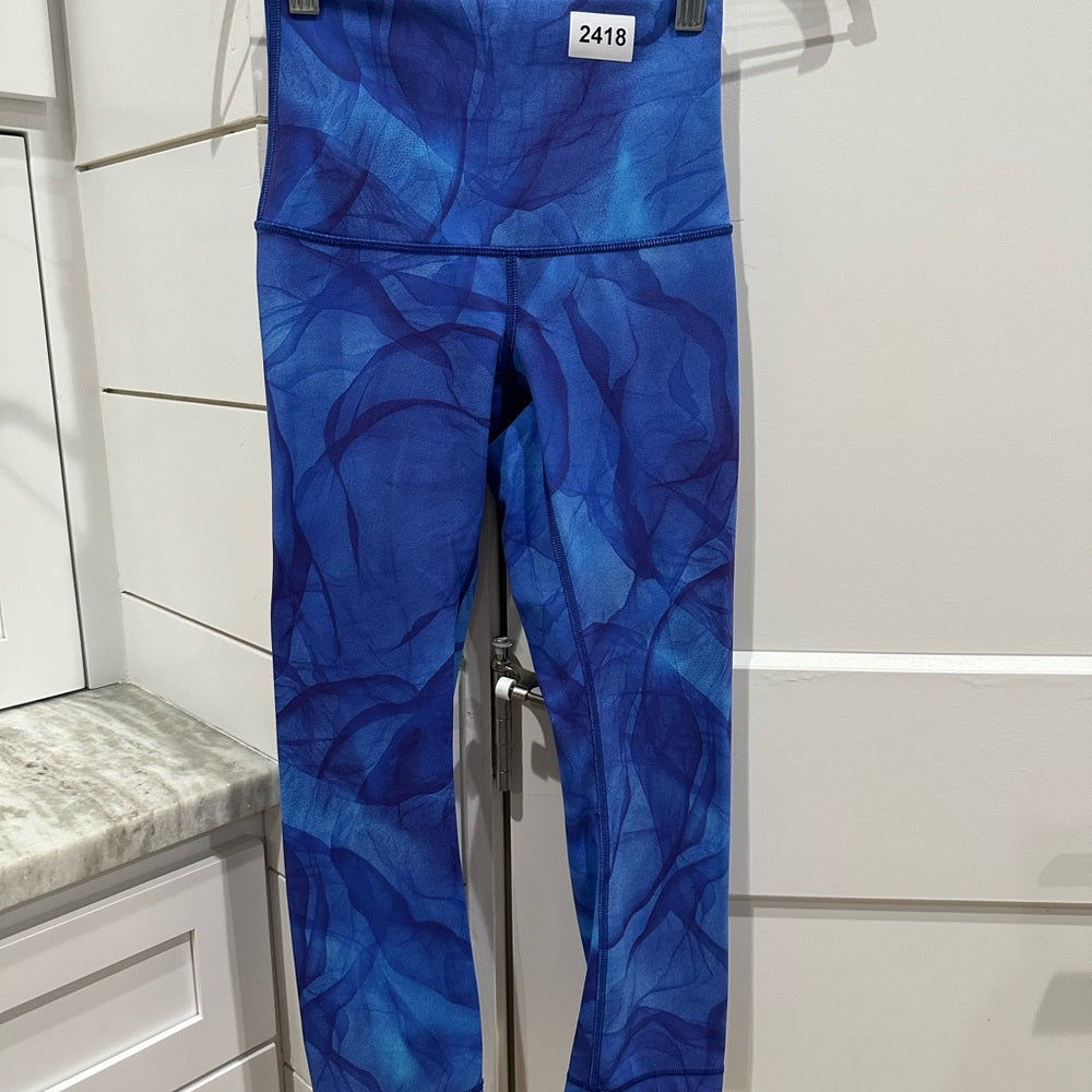 (2418) Lululemon Wunder Under Crop (Hi-Rise) (21") Sz 2 * LOVED