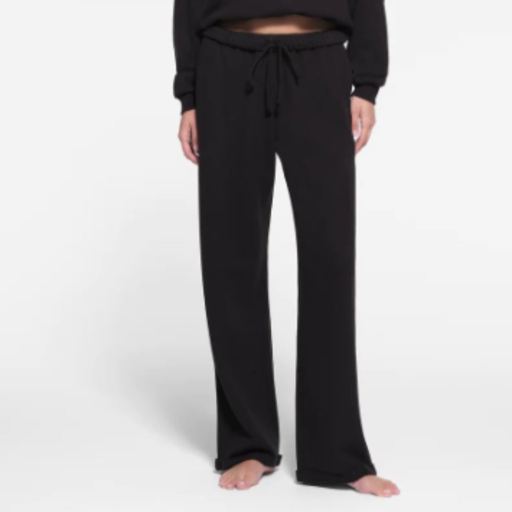 (2420) NWT SKIMS LASSIC STRAIGHT LEG PANT Sz 4X