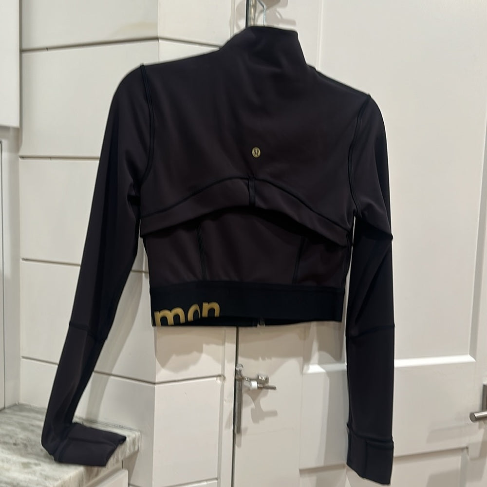 (2469) LULULEMON DEFINE CROP JACKET *GOLD **SPECIAL EDITION