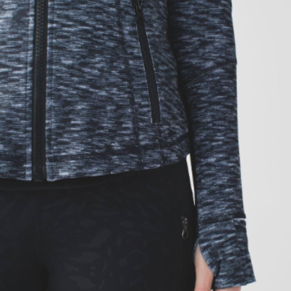 (2472) LULULEMON DEFINE JACKET *Dramatic Static **Sz 6