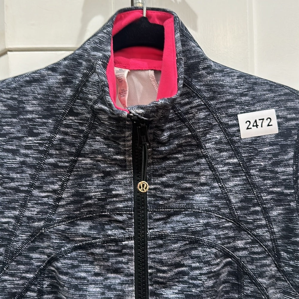 (2472) LULULEMON DEFINE JACKET *Dramatic Static **Sz 6