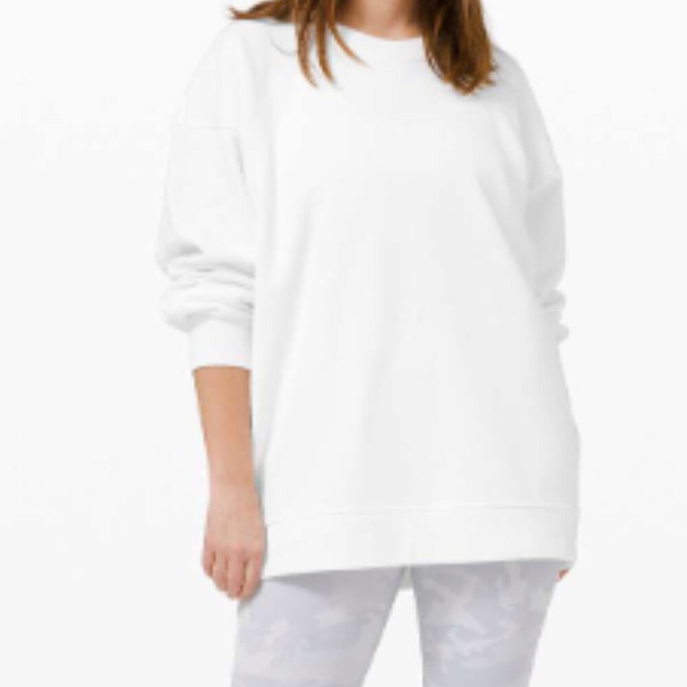(2480) LULULEMON Perfectly Oversized Cropped Crew Sz 10 ** Spot on Sleeve
