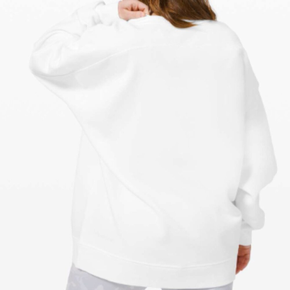 (2480) LULULEMON Perfectly Oversized Cropped Crew Sz 10 ** Spot on Sleeve