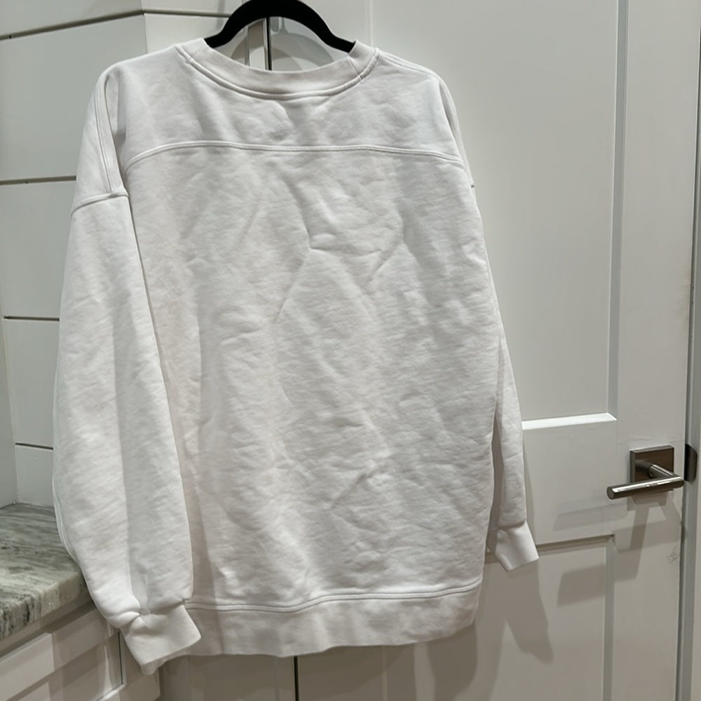 (2480) LULULEMON Perfectly Oversized Cropped Crew Sz 10 ** Spot on Sleeve