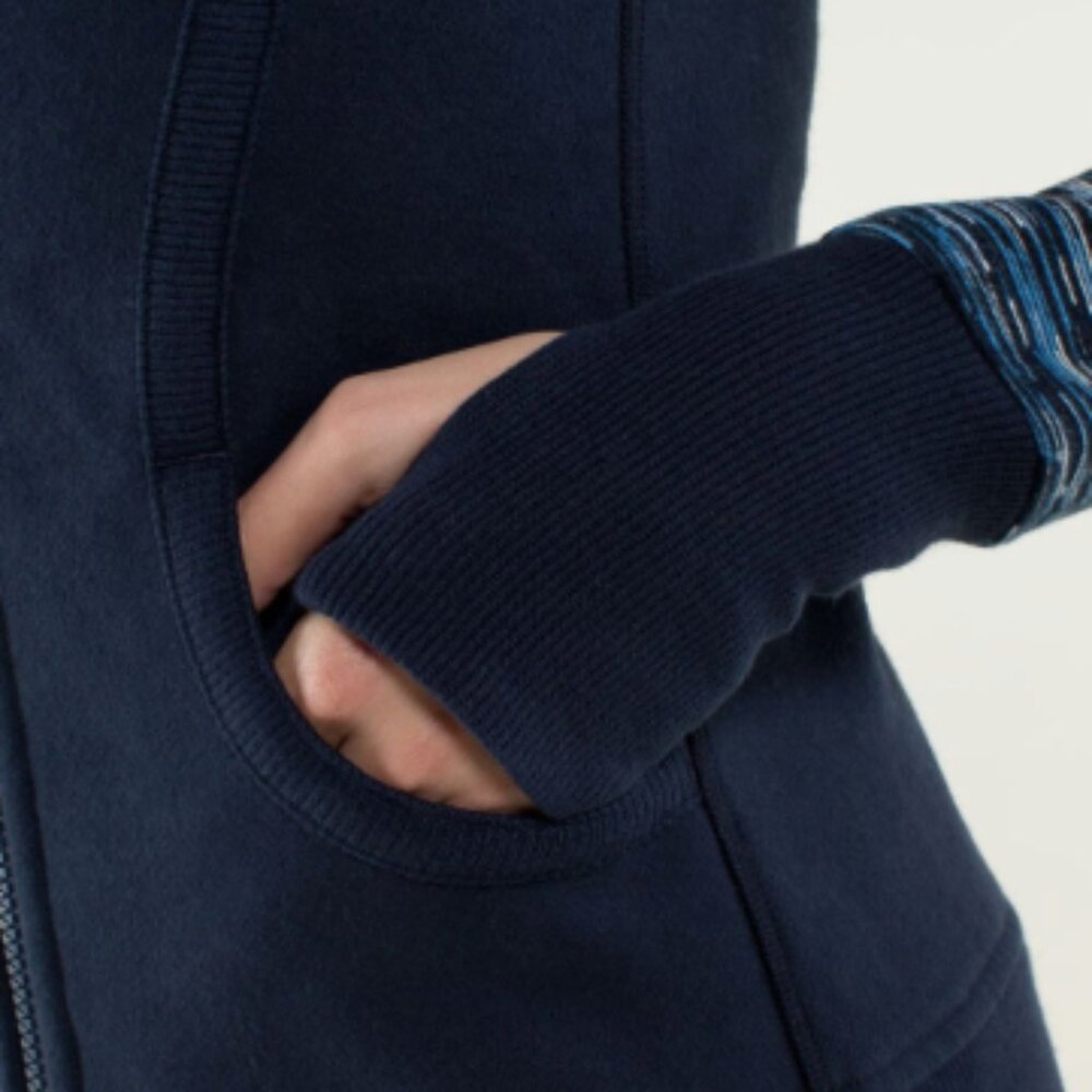 (2486) LULULEMON Scuba Hoodie *Stretch (Lined Hood) P2P=16" **LOVED