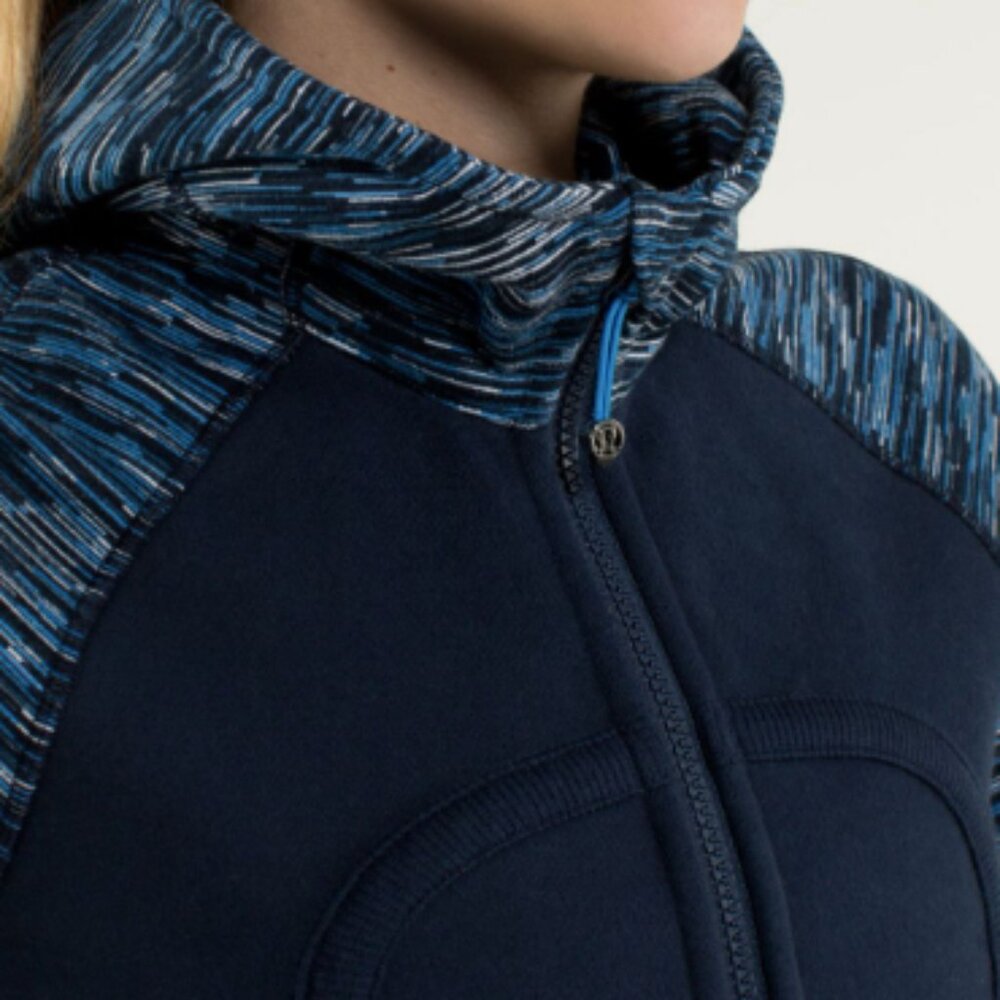 (2486) LULULEMON Scuba Hoodie *Stretch (Lined Hood) P2P=16" **LOVED