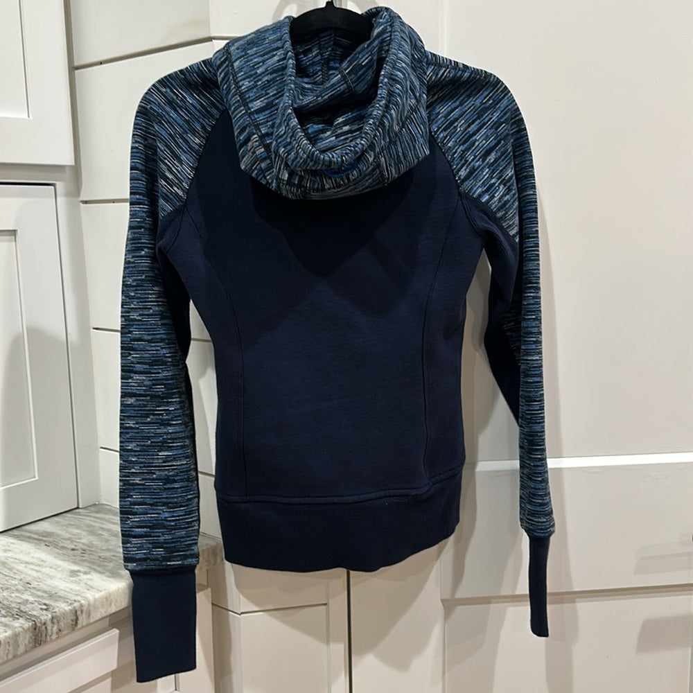 (2486) LULULEMON Scuba Hoodie *Stretch (Lined Hood) P2P=16" **LOVED