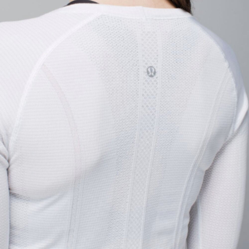 (6012)  🍋 LULULEMON RUN: Swiftly Tech Long Sleeve Crew Sz 12 WHITE