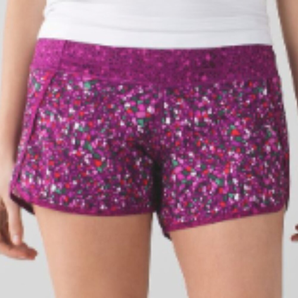 (6022) LULULEMON Run Times Short Sz 6
