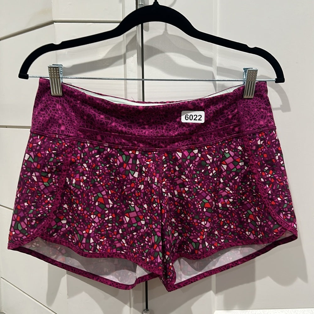 (6022) LULULEMON Run Times Short Sz 6