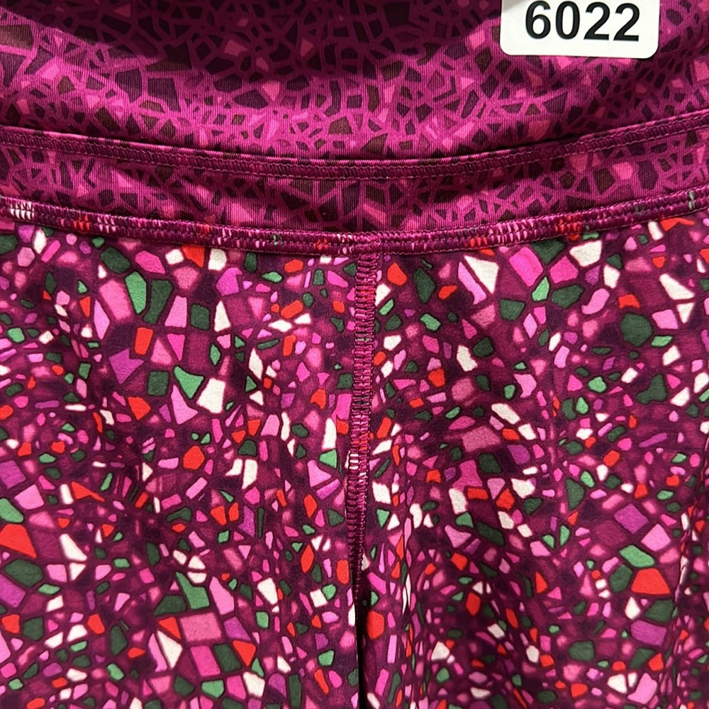 (6022) LULULEMON Run Times Short Sz 6