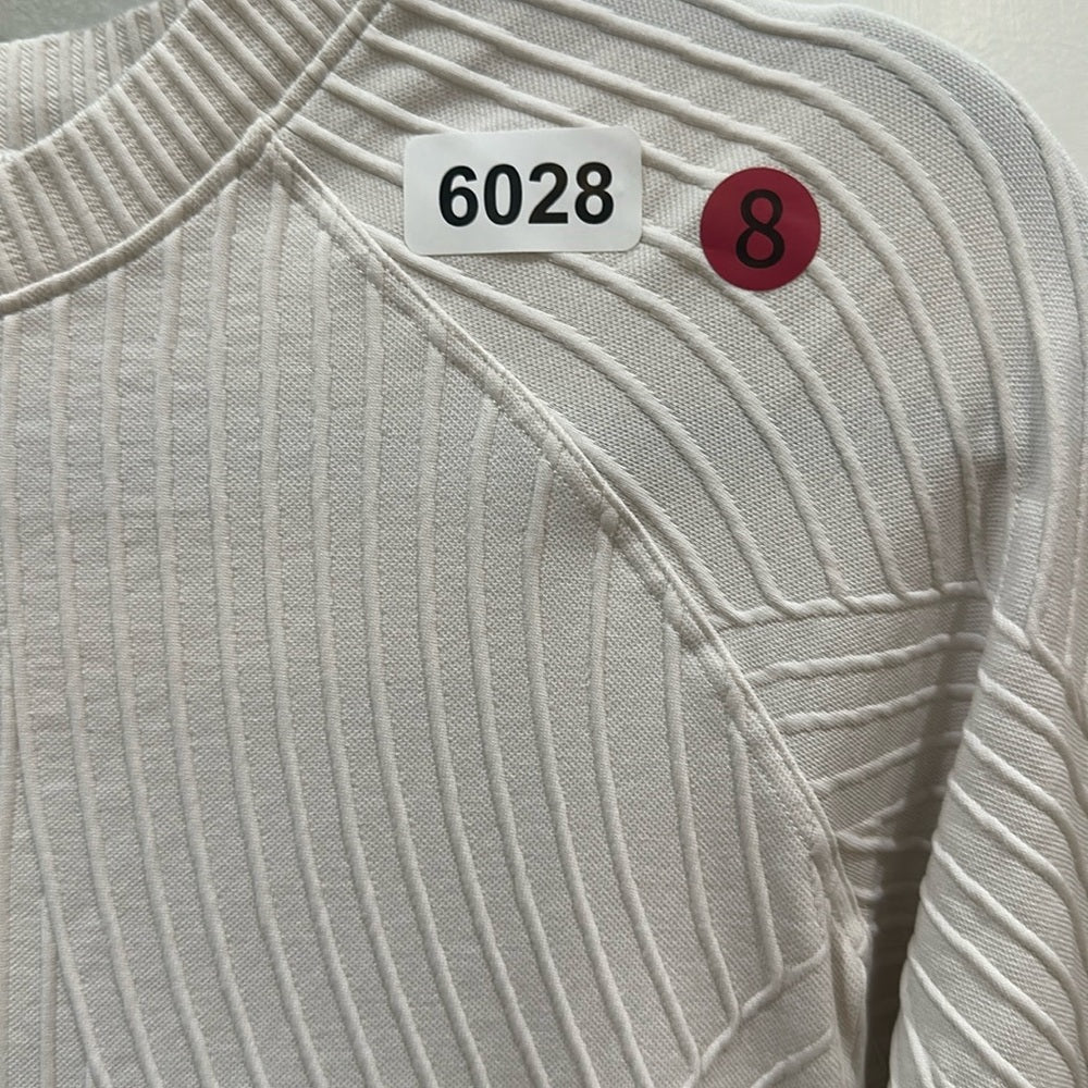 (6028)  🍋 LULULEMON Rest Less Pullover White / White (Third Release) Sz 8 EUC